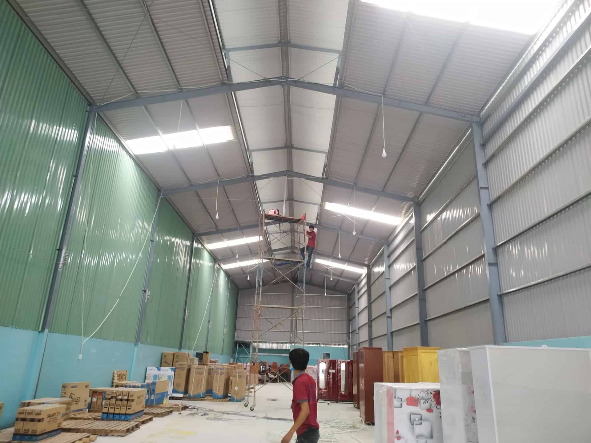 Toàn cảnh cổng vào nhà xưởng công ty Gia Phát.