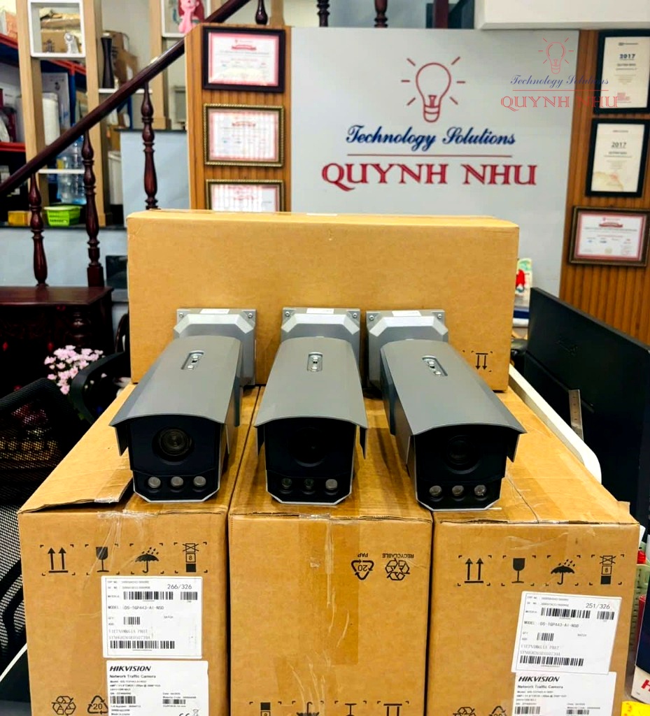 Camera Traffic Chụp Biển Số Hikvision iDS-TGP443-AI - NSD Quỳnh Như Solutions