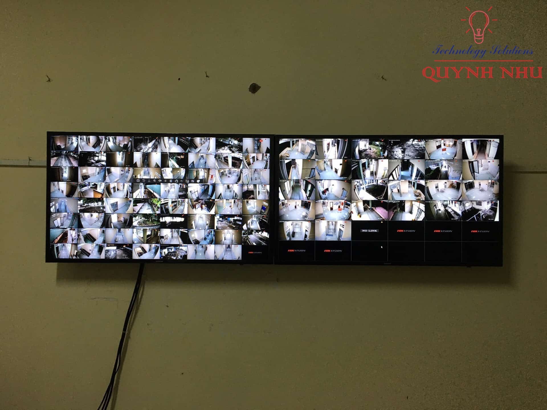 Góc quay cao hỗ trợ quan sát bao quát công trình và bãi xe.
