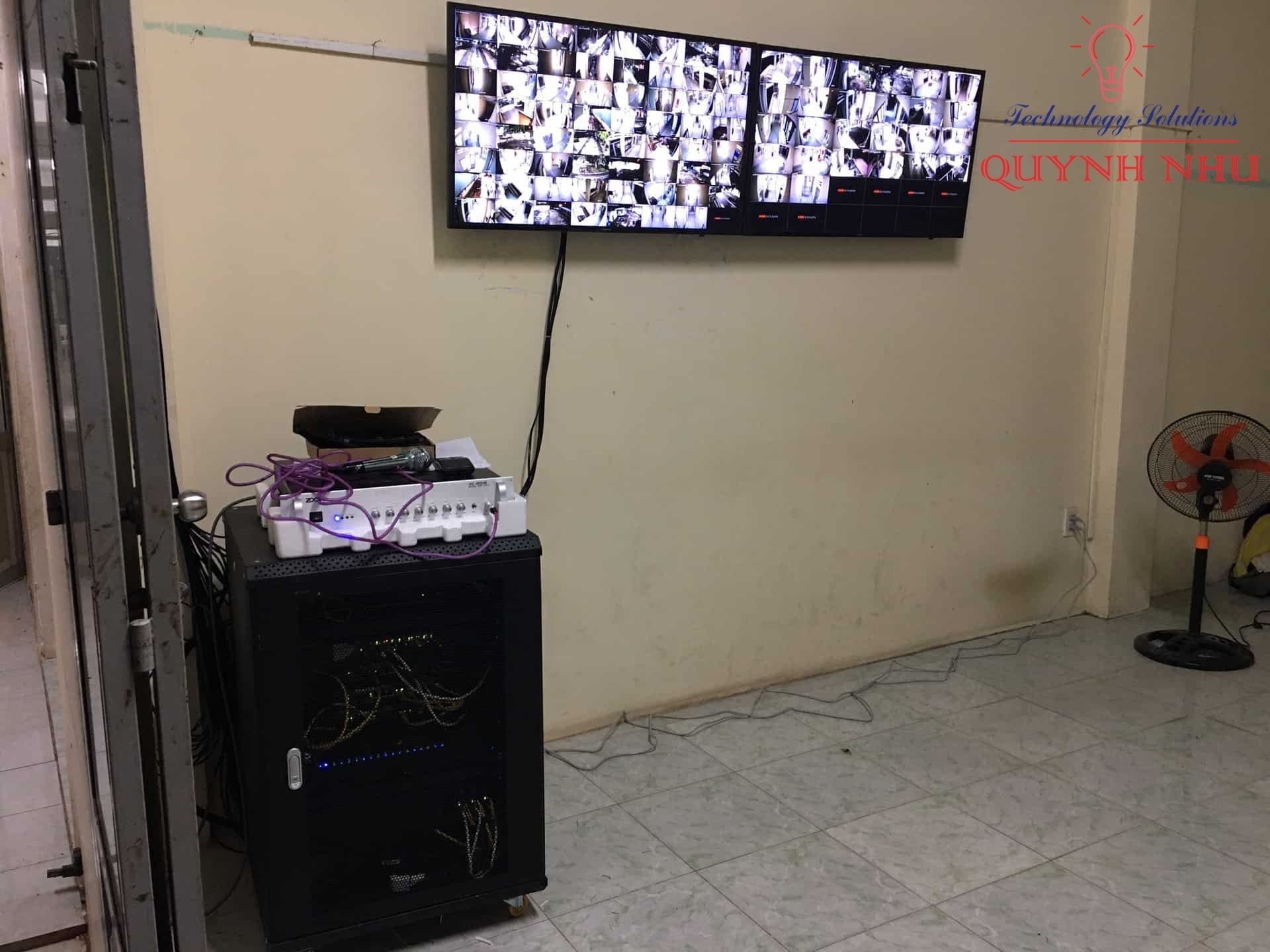 Hệ thống đầu ghi trung tâm kết nối mạng giám sát trực tiếp từ xa.