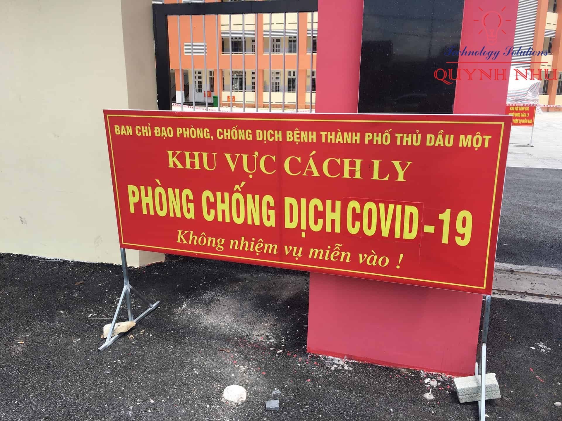 Hệ thống đầu ghi trung tâm kết nối mạng giám sát trực tiếp từ xa.